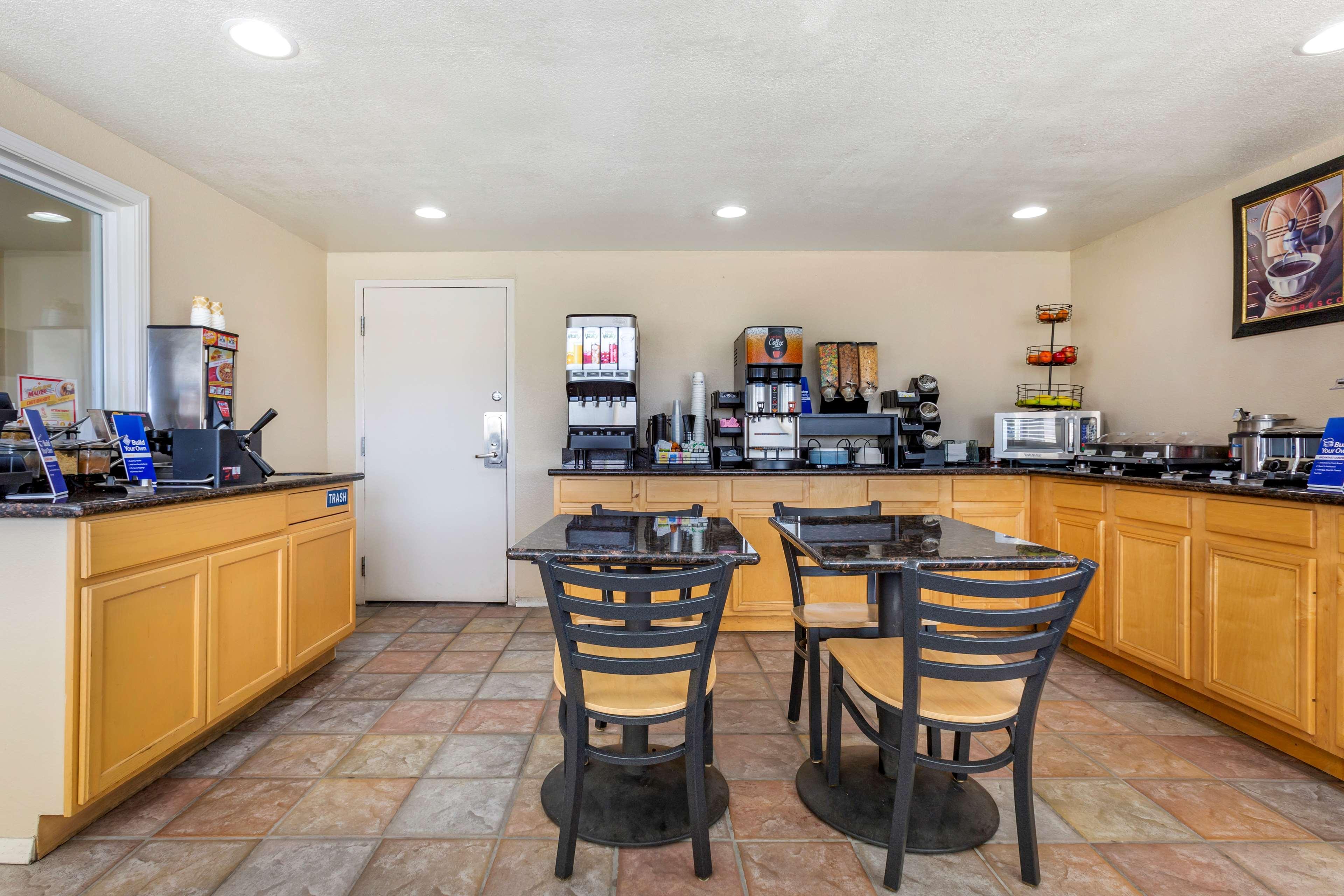 Best Western El Rancho Palacio Roswell Extérieur photo