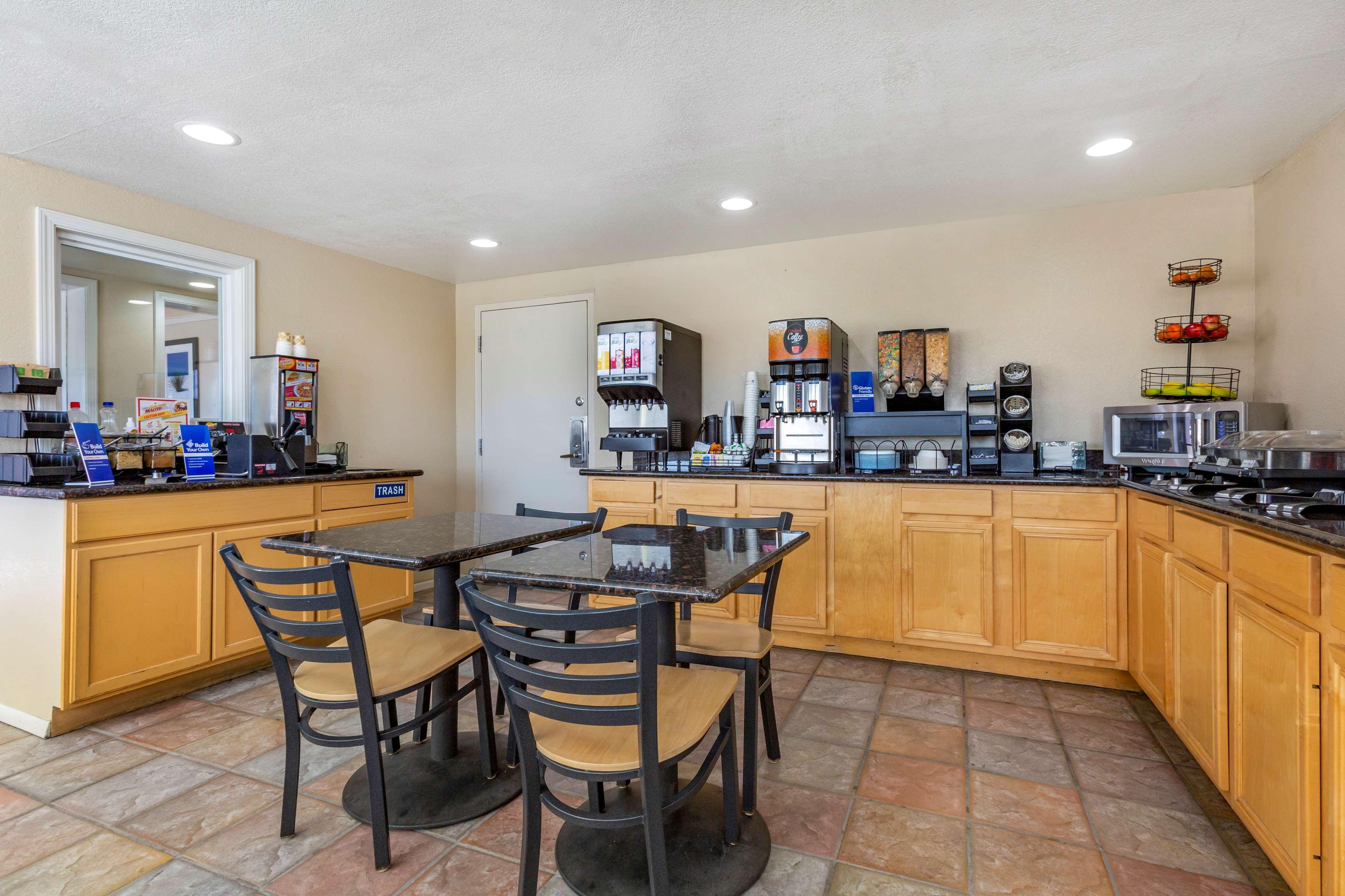 Best Western El Rancho Palacio Roswell Extérieur photo